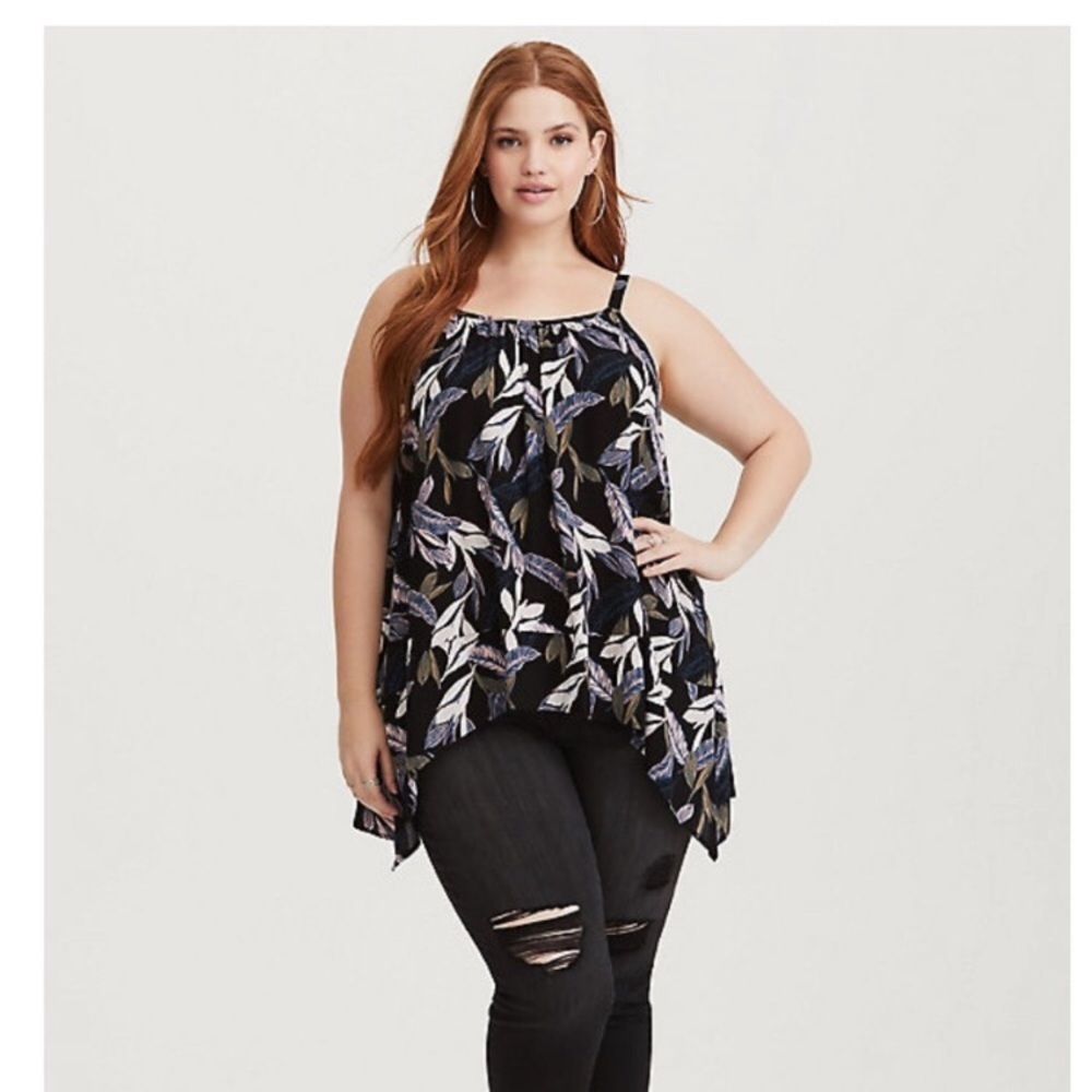 Torrid Palm Leaf Shark Bite Tank Black size 1X